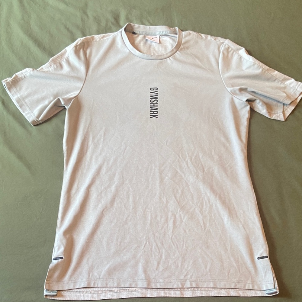 Gymshark Men's Light Gray Short Sleeve Tee